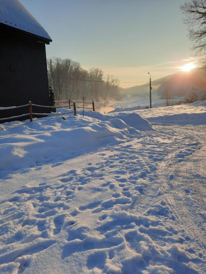 Villa Stodola Nad Skawa à Sucha Beskidzka Extérieur photo
